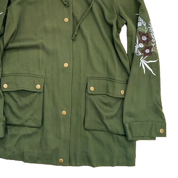 Embroidered Army Green Utility Jacket Small - Picture 2 of 3